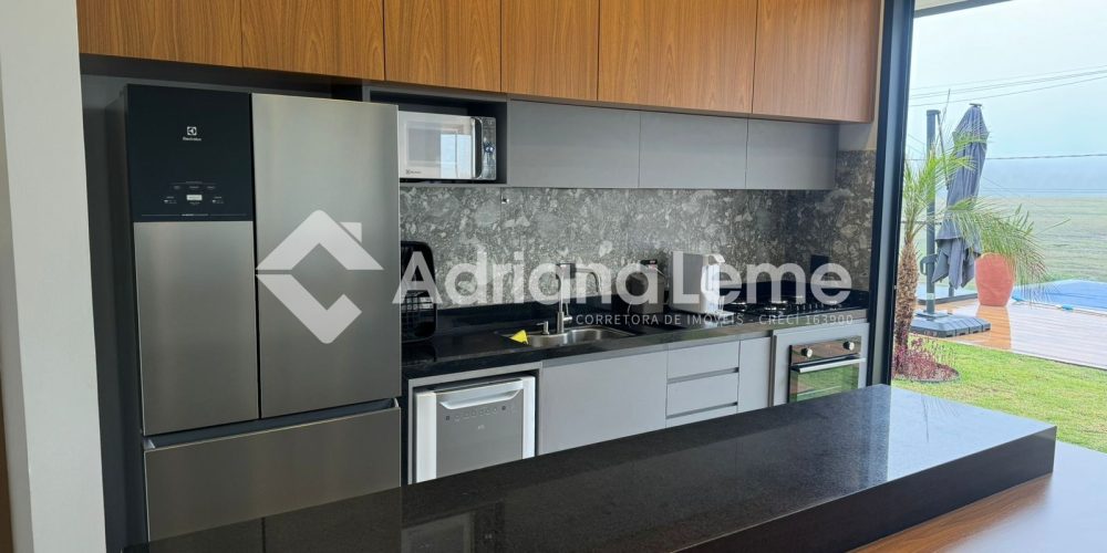 WhatsApp Image 2024-11-11 at 11.15.24 (1)