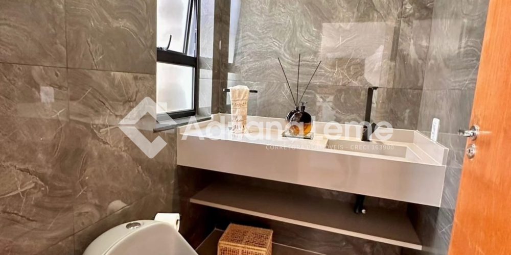 WhatsApp Image 2024-11-11 at 13.40.50 (1)