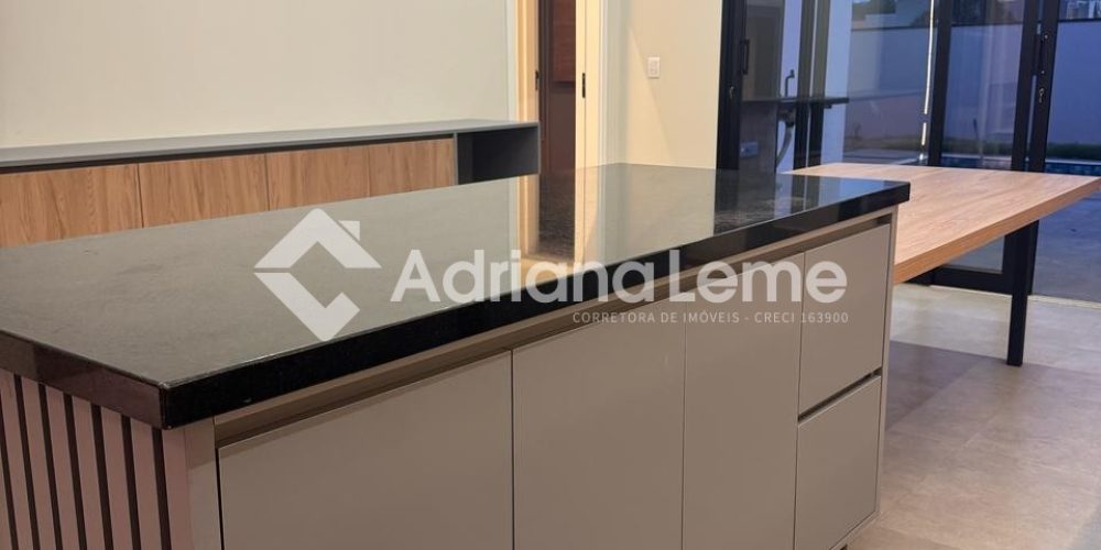 WhatsApp Image 2025-03-20 at 16.33.10 (1)