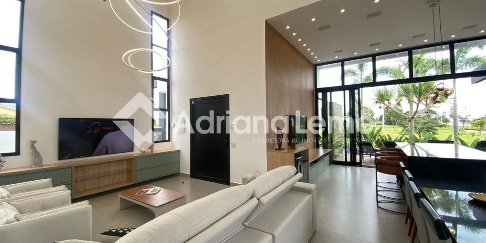 WhatsApp Image 2025-04-18 at 17.55.49 (2)