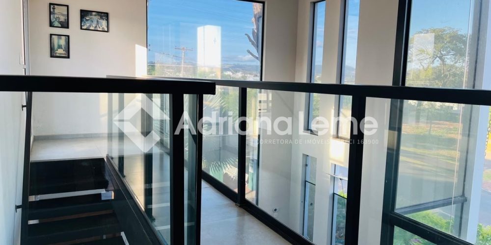 WhatsApp Image 2025-04-30 at 09.56.25