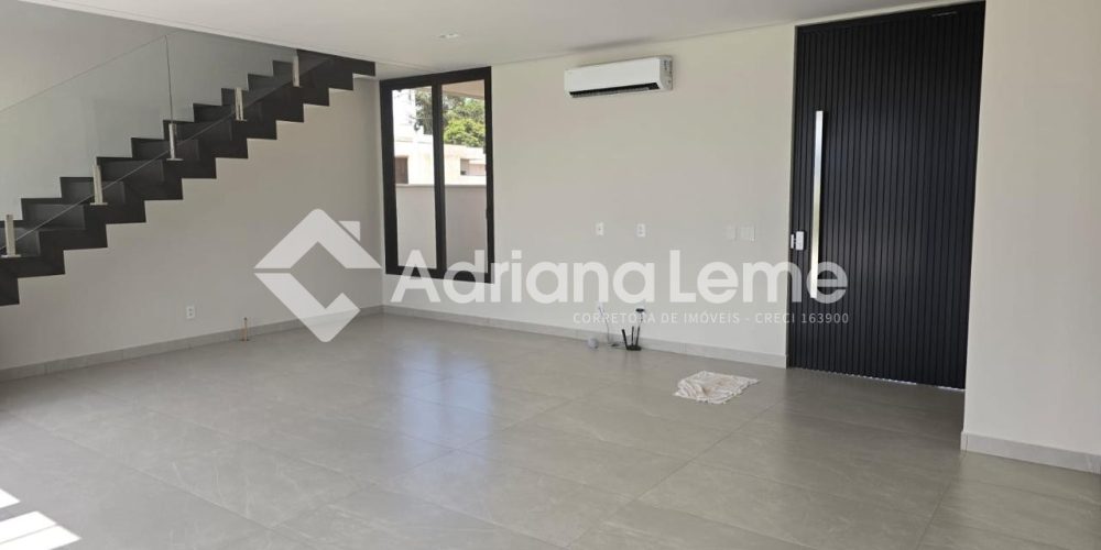 WhatsApp Image 2025-06-12 at 13.53.12 (2)