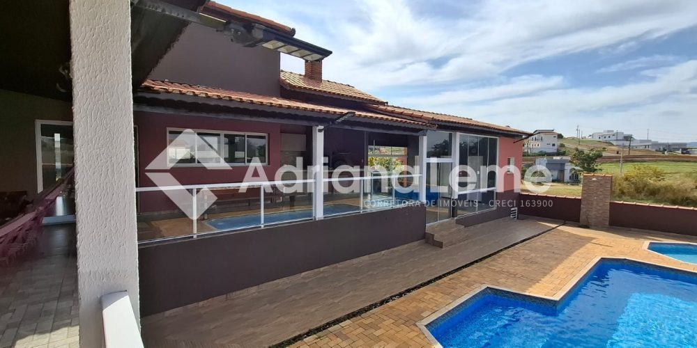 WhatsApp Image 2025-08-19 at 11.45.58 (1)