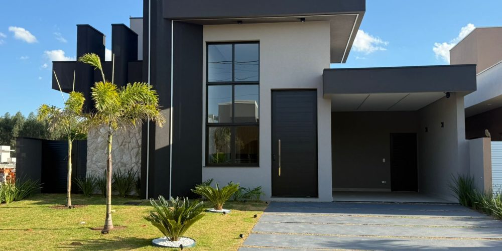 WhatsApp Image 2025-11-11 at 18.13.43 (1)