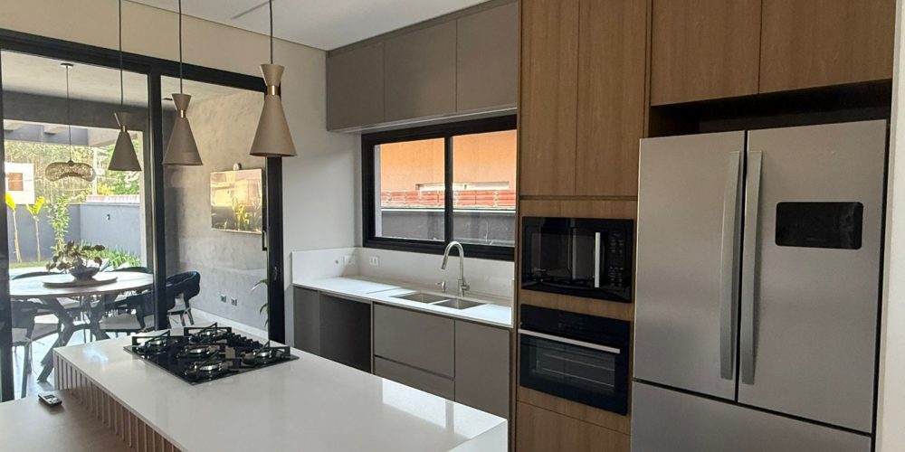 WhatsApp Image 2025-11-11 at 18.13.44 (1)