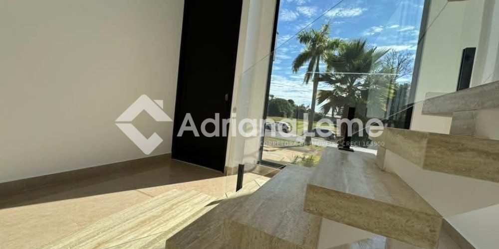 WhatsApp Image 2025-11-17 at 20.21.44 (1)