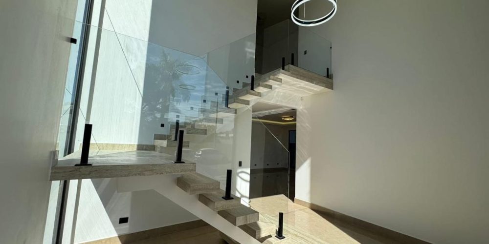 WhatsApp Image 2025-11-17 at 20.21.44