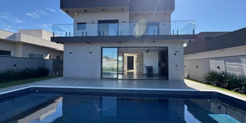 WhatsApp Image 2025-11-17 at 20.21.45 (1)