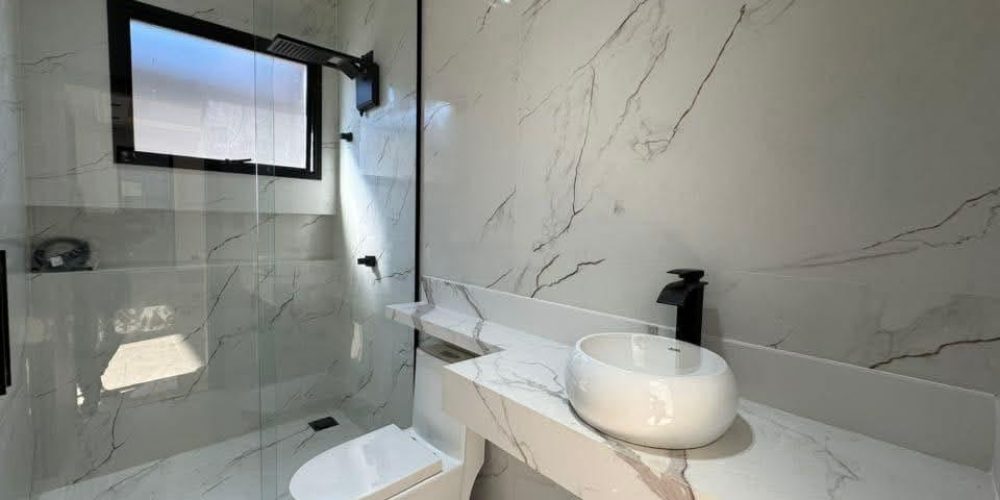 WhatsApp Image 2025-11-17 at 20.21.46 (1)