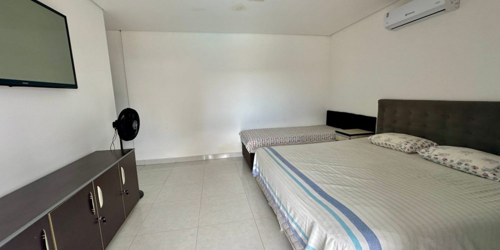 WhatsApp Image 2025-11-17 at 20.50.03