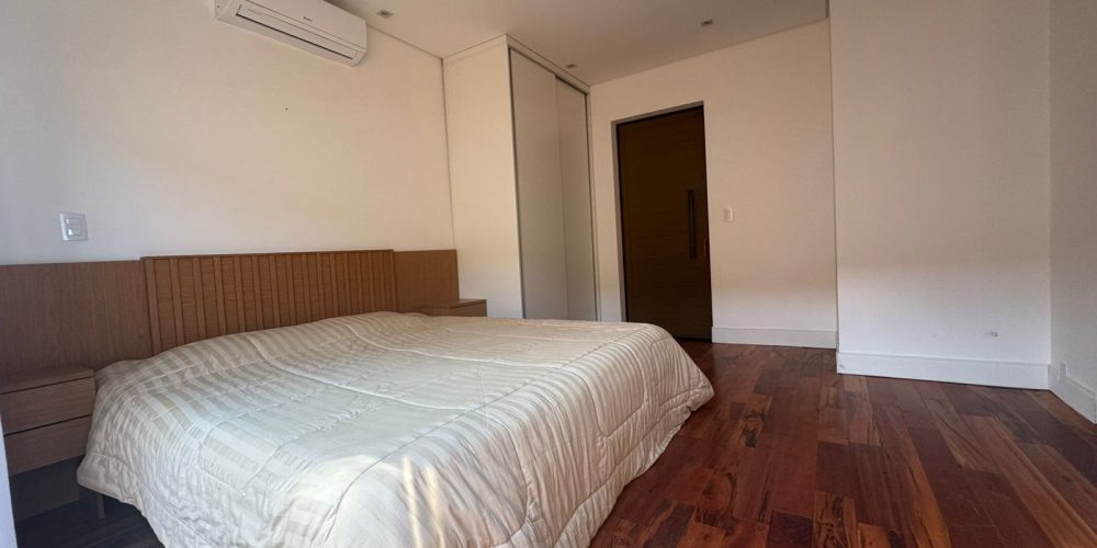 WhatsApp Image 2025-11-20 at 08.43.51