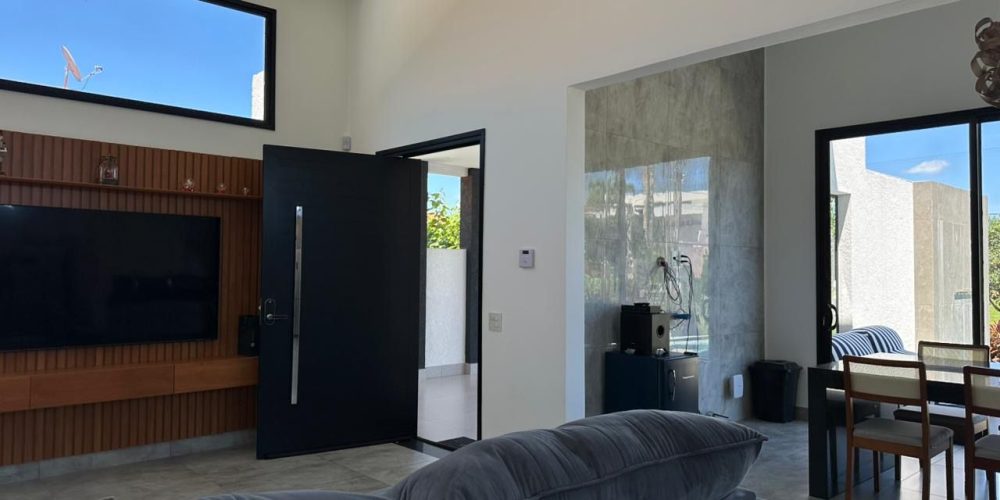 WhatsApp Image 2025-11-24 at 19.33.51 (2)