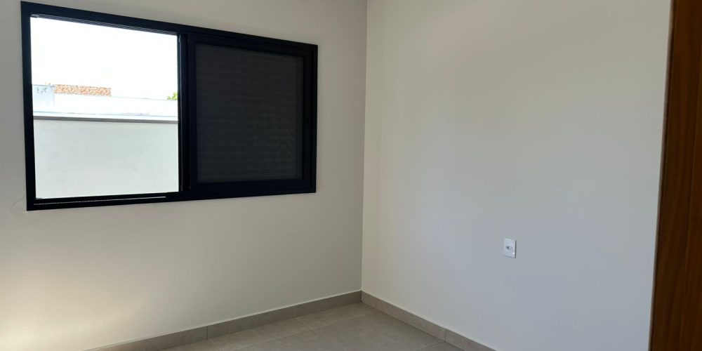 WhatsApp Image 2025-12-17 at 13.10.40 (1)