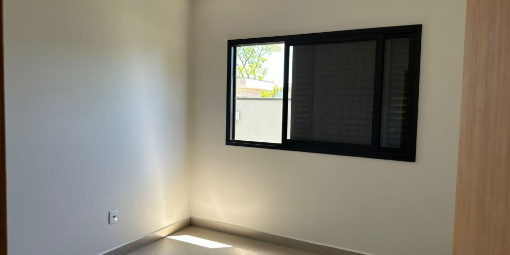 WhatsApp Image 2025-12-17 at 13.10.40 (2)