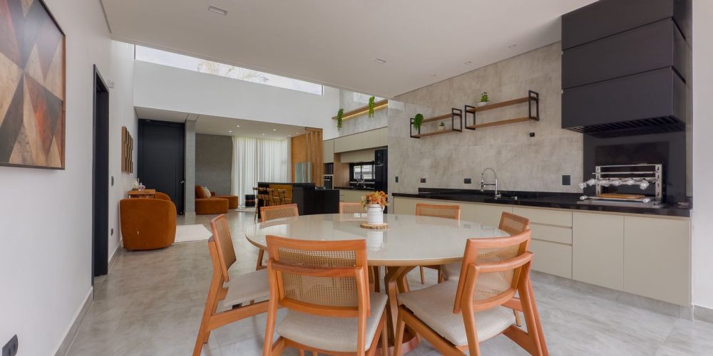 WhatsApp Image 2026-01-14 at 19.15.44 (1)